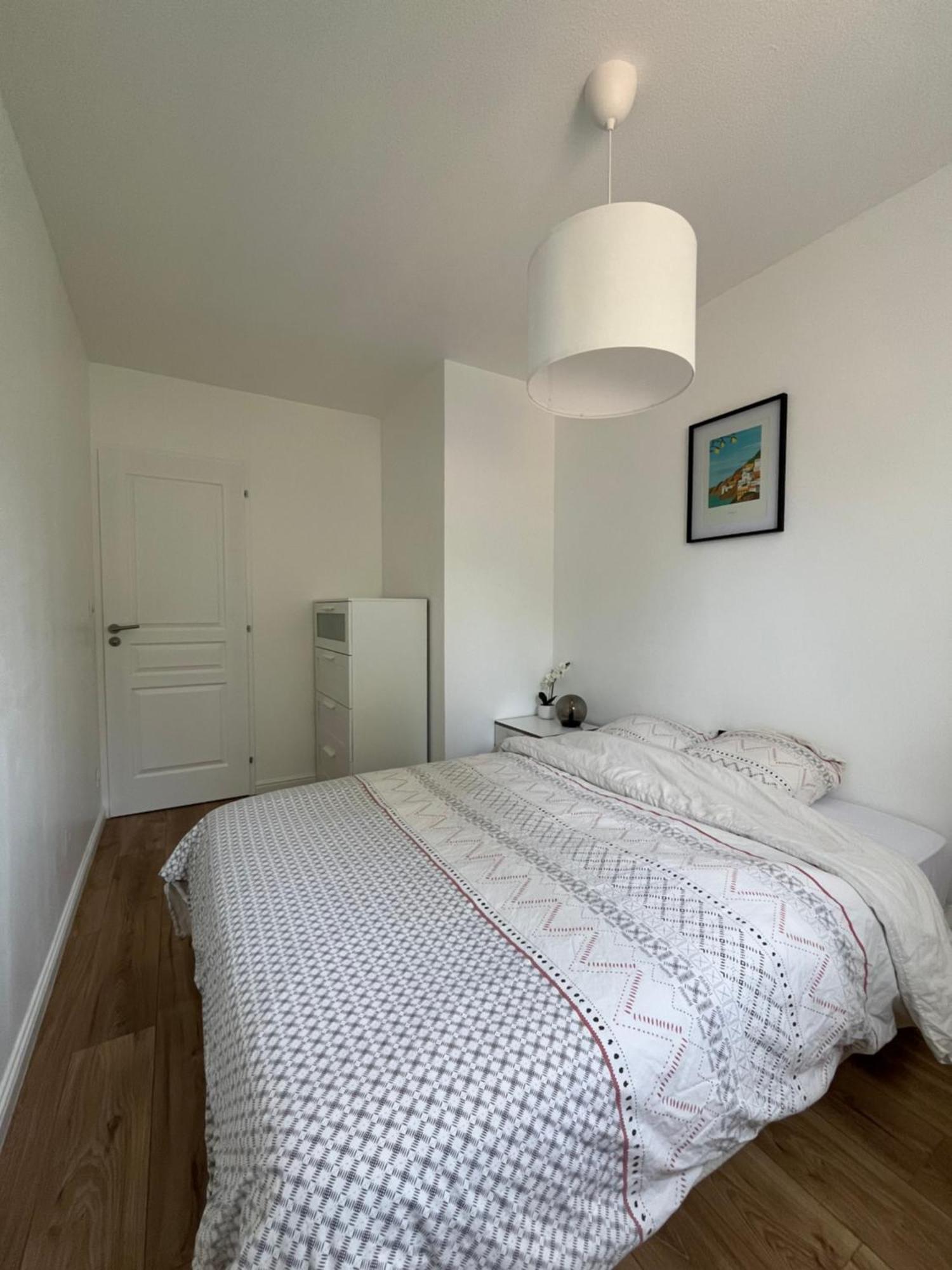 Appartement Cosy Et Confortable Saint-Genis-Laval Bagian luar foto